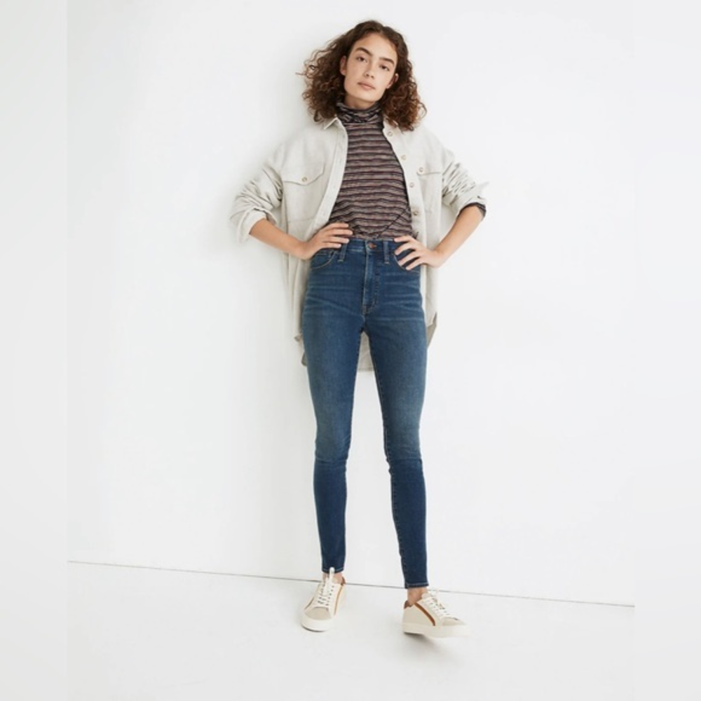 Madewell Jeans 10" High-Rise 24 Roadtripper Supersoft Jeans in Playford Wash